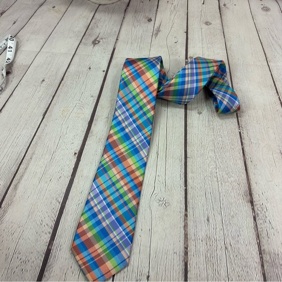 Izod bright summer Plaid Silk Tie preppy beach coastal - Picture 1 of 6